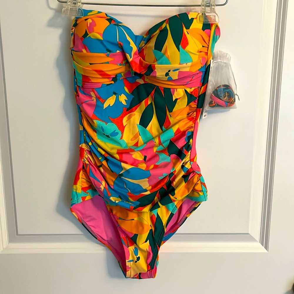 NWT Bathing suit